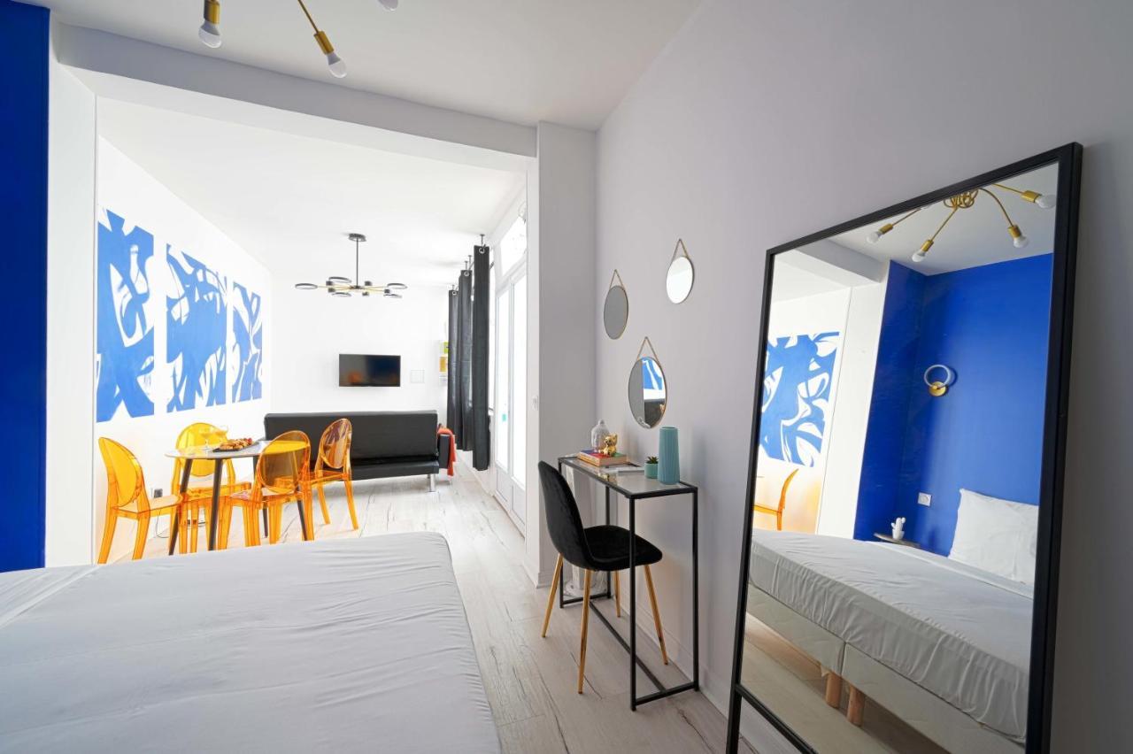 Modern Large Studio Apartment For 3 パリ エクステリア 写真